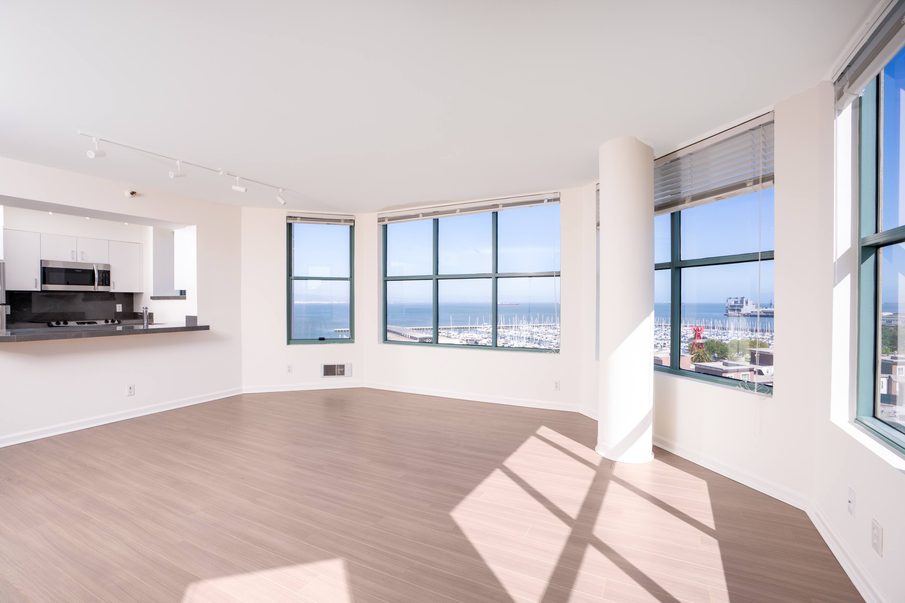 South Beach Marina Apartments photo 4